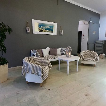 Vari Beach Hotel Exterior photo