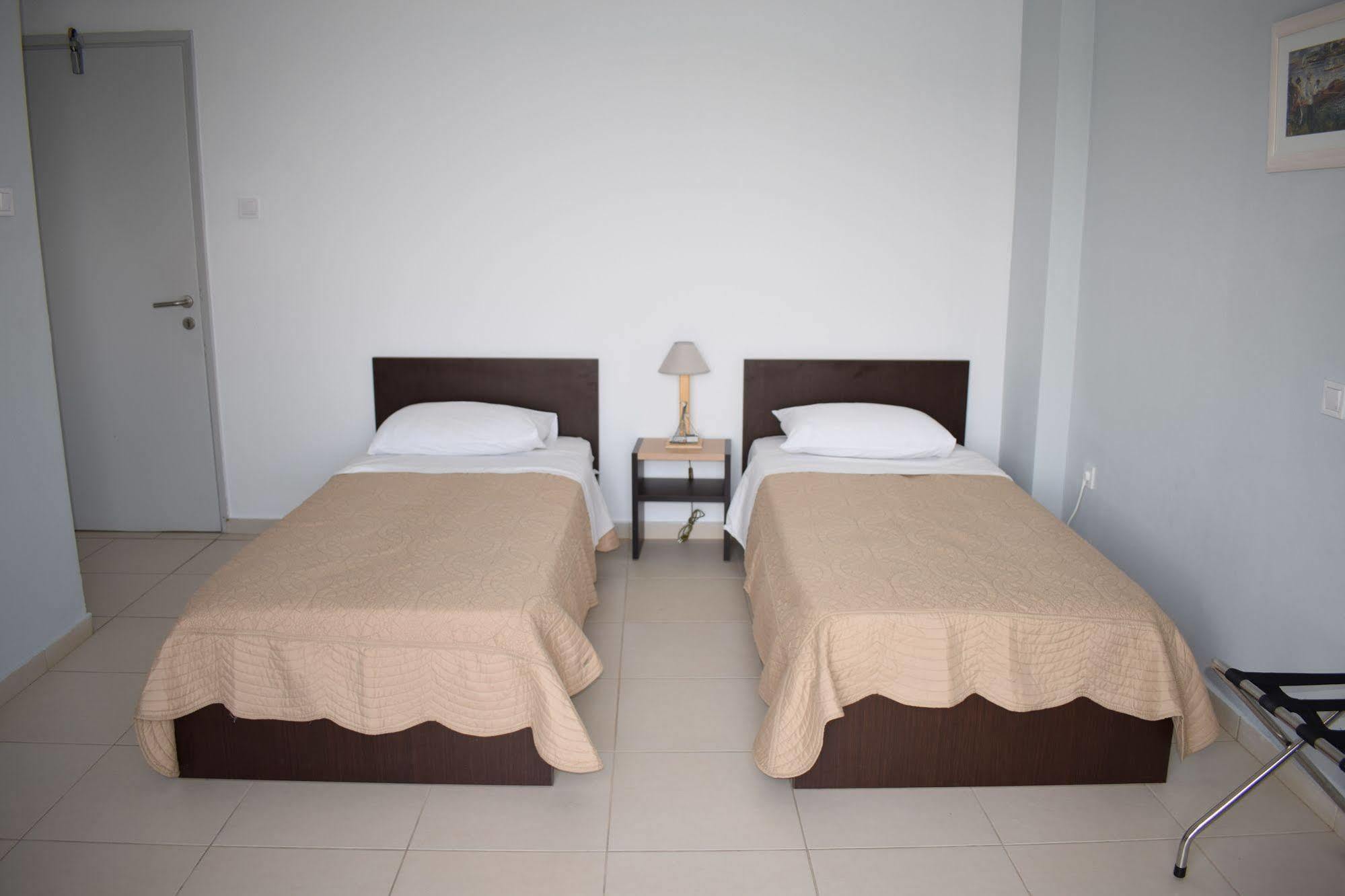 Vari Beach Hotel Exterior photo